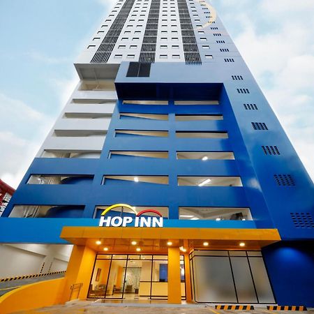 Hop Inn Hotel North Edsa เกซอนซิตี้ ภายนอก รูปภาพ