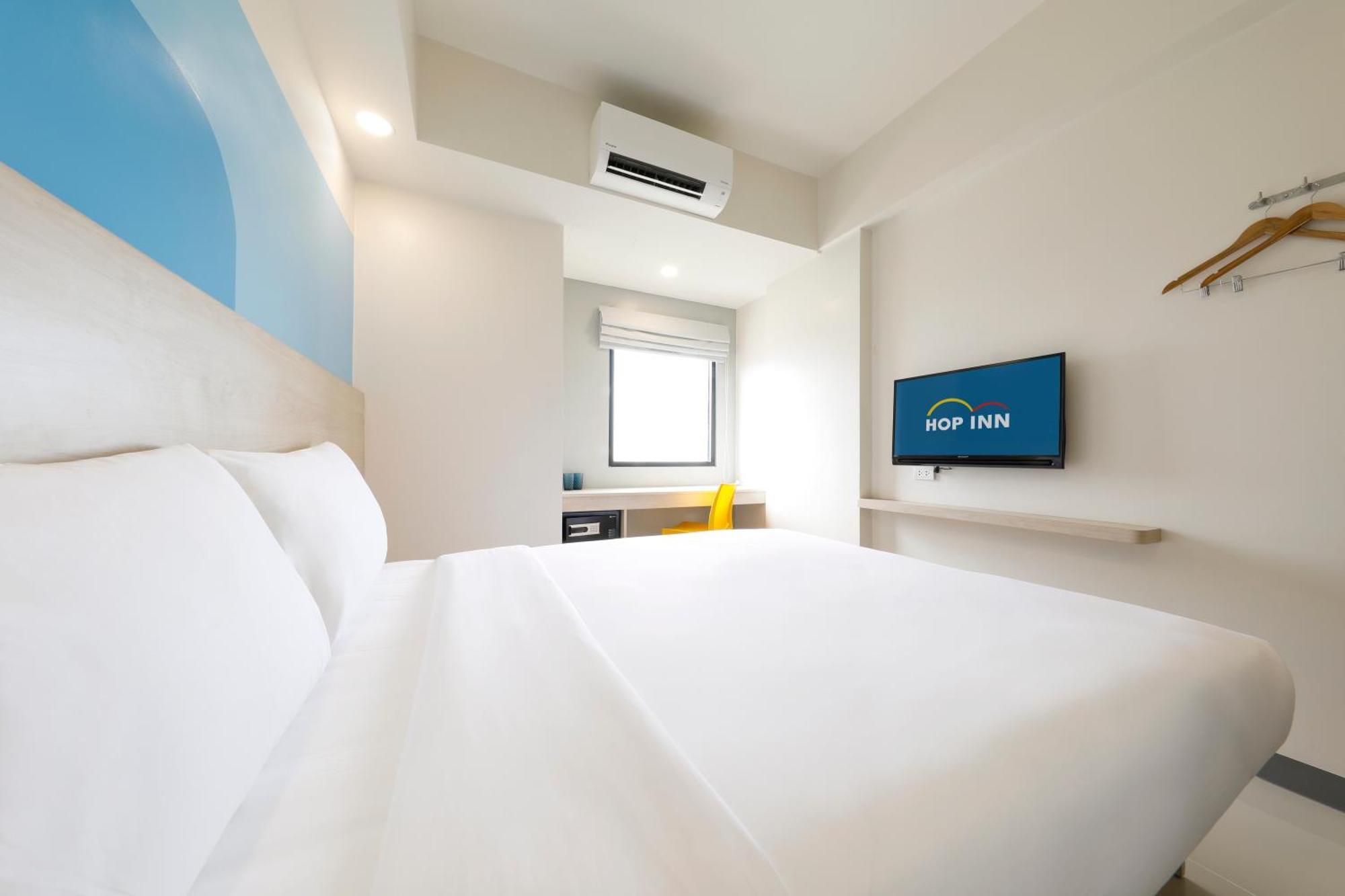 Hop Inn Hotel North Edsa เกซอนซิตี้ ภายนอก รูปภาพ