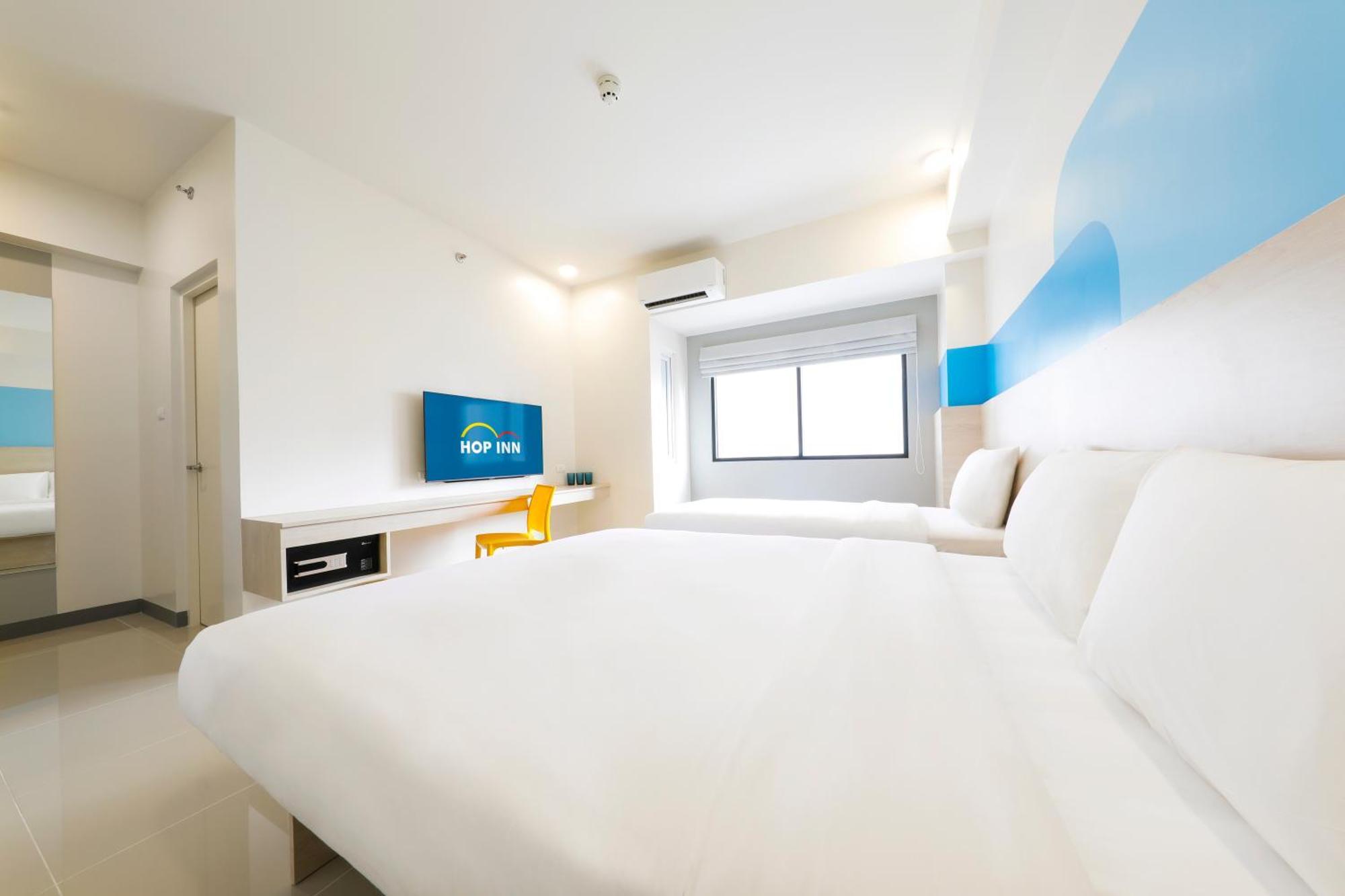 Hop Inn Hotel North Edsa เกซอนซิตี้ ภายนอก รูปภาพ